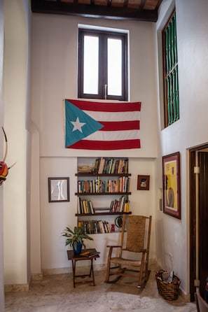 Check-in/check-out kiosk - Casa Sol Bed and Breakfast (San Juan)