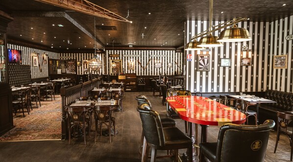 Lunch and dinner served