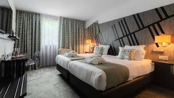 Chambre Supérieure, 2 lits une place | Literie de qualité supérieure, coffres-forts dans les chambres