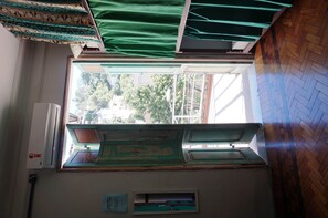 Gemeinsamer Comfort-Schlafsaal, Gemischter Schlafsaal, Balkon