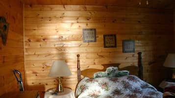 Standard-Ferienhaus, 2 Schlafzimmer, Gartenblick | 1 Schlafzimmer, individuell dekoriert, individuell eingerichtet