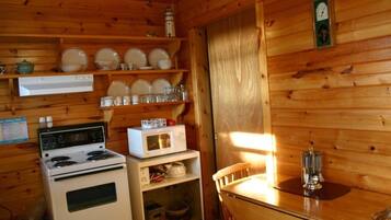 Standard-Ferienhaus, 2 Schlafzimmer, Gartenblick | Eigene Küche | Kühlschrank, Mikrowelle, Ofen, Herdplatte