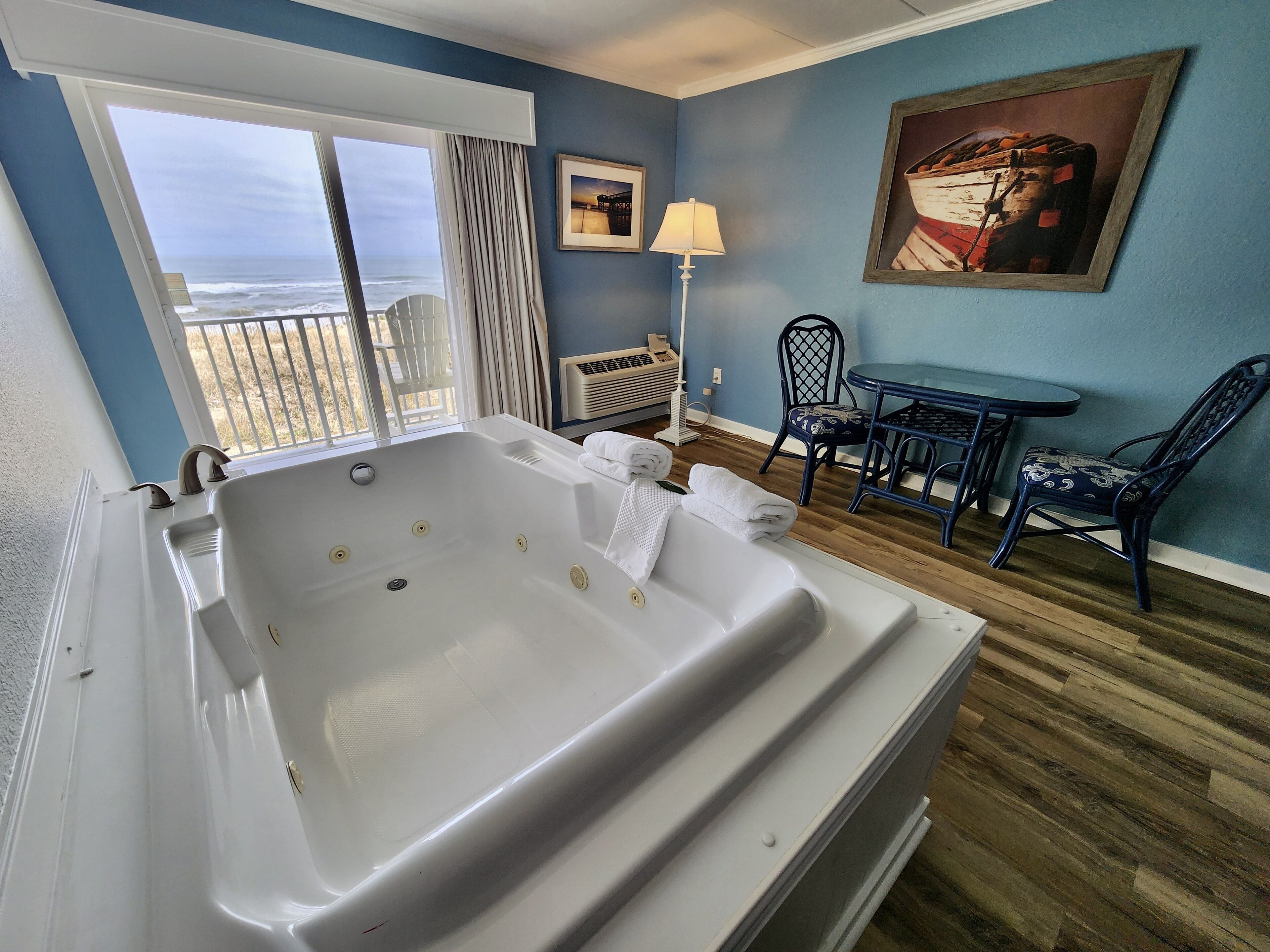 ocean front junior honeymoon | 1 bedroom, in-room safe, individually decorated, blackout curtains