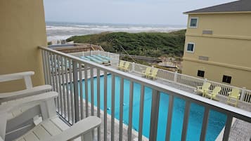 Beach/ocean view