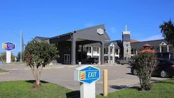 Extérieur