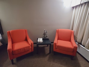 Standard Room, 2 Queen Beds, City View | Premium bedding, down comforters, desk, laptop workspace - Royal Lodge (Edmonton)
