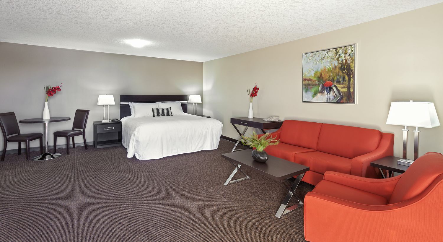 Bộ đồ giường cao cấp, chăn bông, bàn 