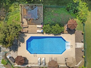 Piscine extérieure (ouverte en saison)