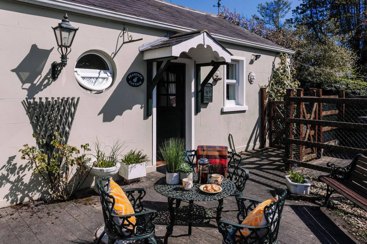 Cottage, Private Bathroom, Courtyard View (Peartree) | Bahagian luar