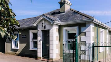 Cottage, Private Bathroom (Gate Lodge No.86) | Exterior