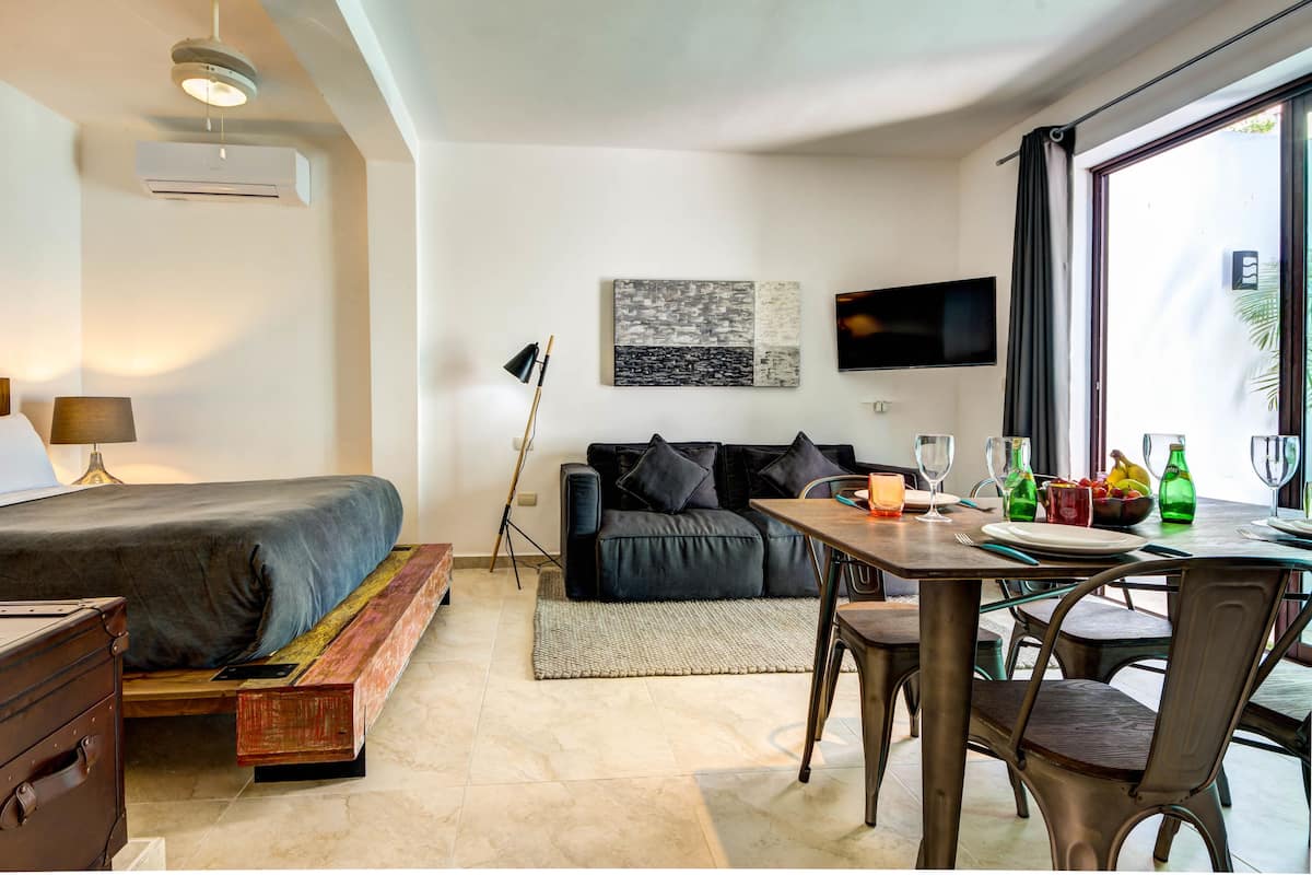Estudio estándar, 1 habitación (Lunata Studio) | Servicio de comidas a la habitación