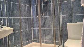 Quarto casal ou duplo, suíte | Banheiro