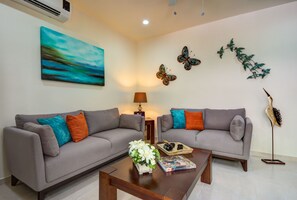 公寓, 2 間臥室, 露台 (Casa Rebe) | 客廳 | 平面電視