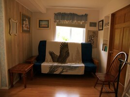 Cortinas blackout, tabla de planchar con plancha y wifi gratis