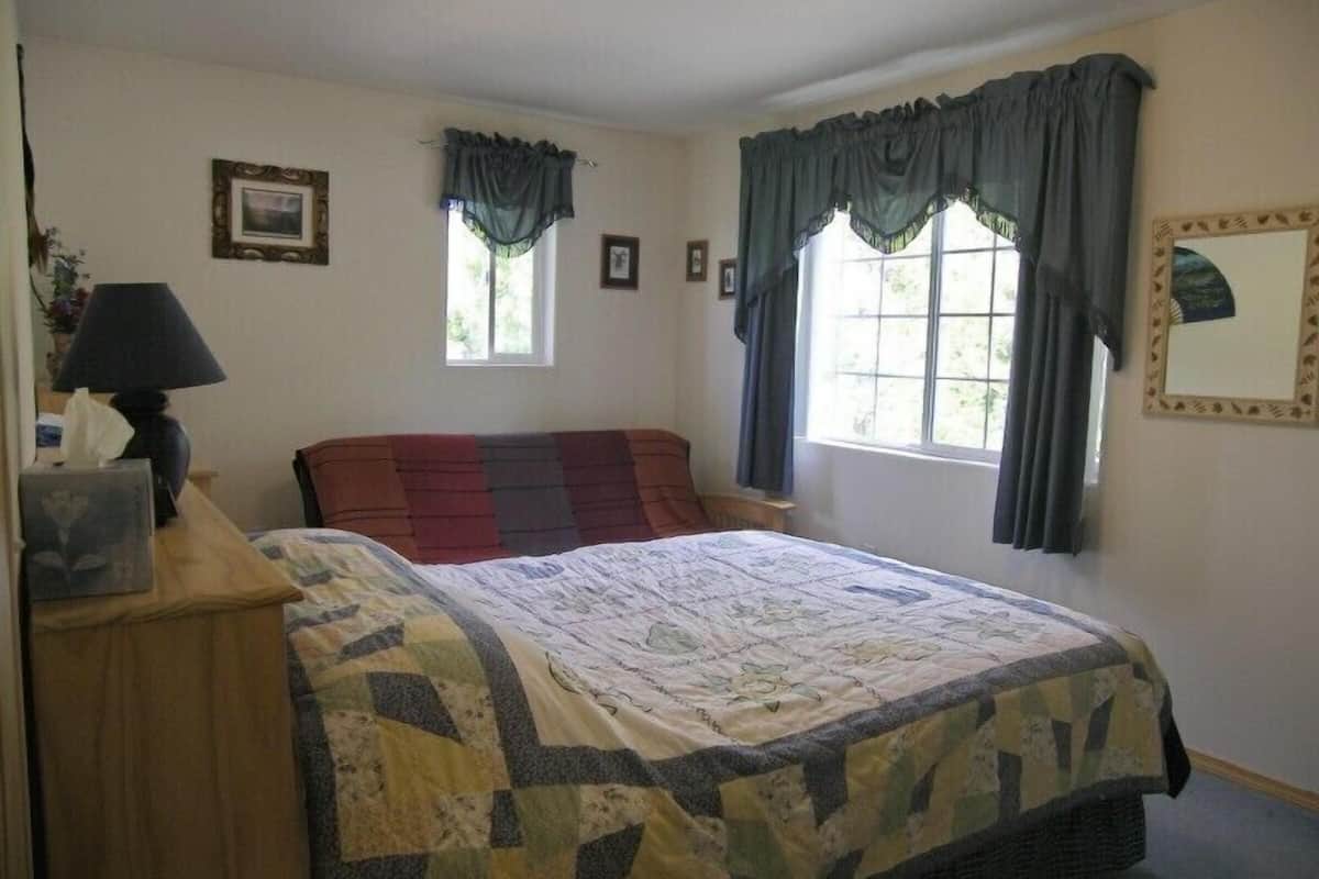 Standard Room, 1 Bedroom, Shared Bathroom