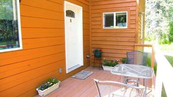 Family Room, 1 Bedroom, Refrigerator, Annex Building | Terrace/patio