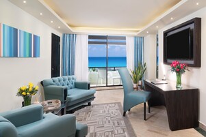 高级套房 (Sian Kaan Master Suite) | 迷你吧（备有免费物品）、客房内保险箱、遮光窗帘、熨斗/熨板