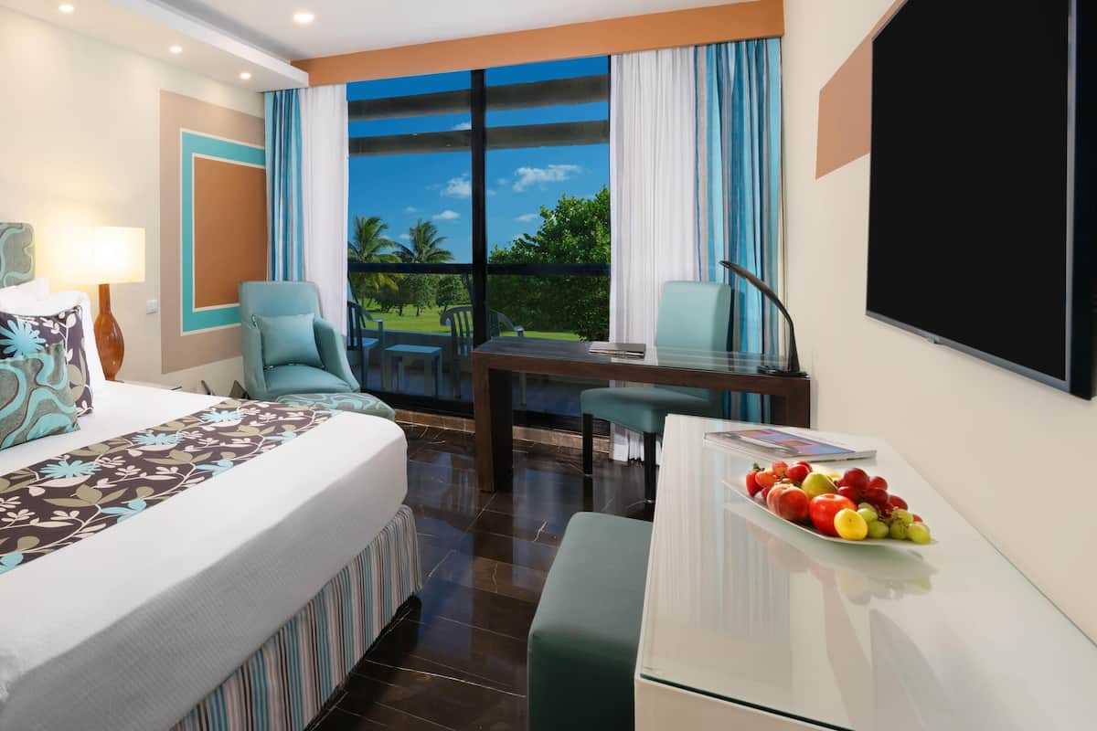 1 habitación y artículos del minibar gratis