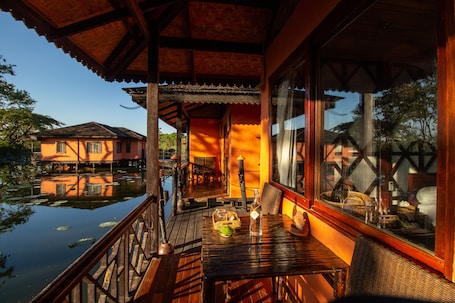 Triple Premium Bungalow | 陽台