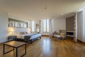 Literie de qualité supérieure, décoration personnalisée