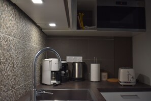 Cottage, Ensuite (Gîte) | Private kitchen