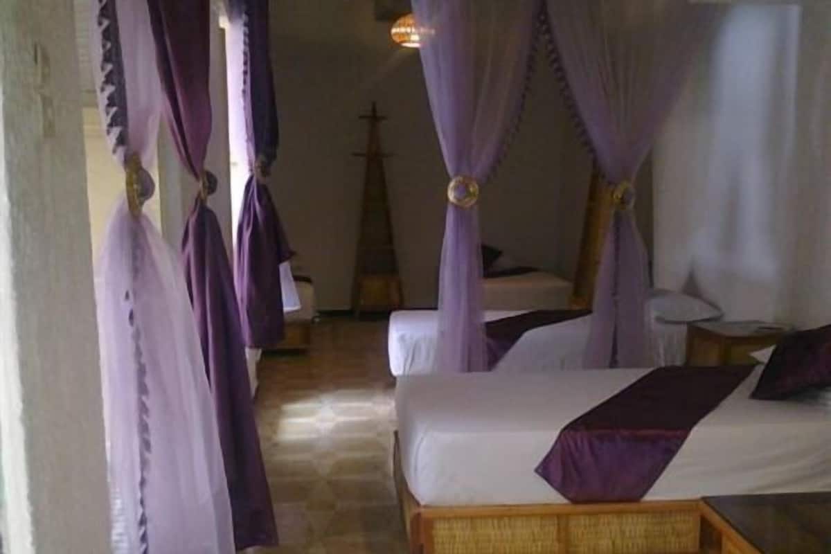 Suite, baño privado