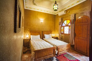 Double Room (Tafoyte) | Desk, iron/ironing board, free WiFi - Riad Soleil du Monde (Zagora)