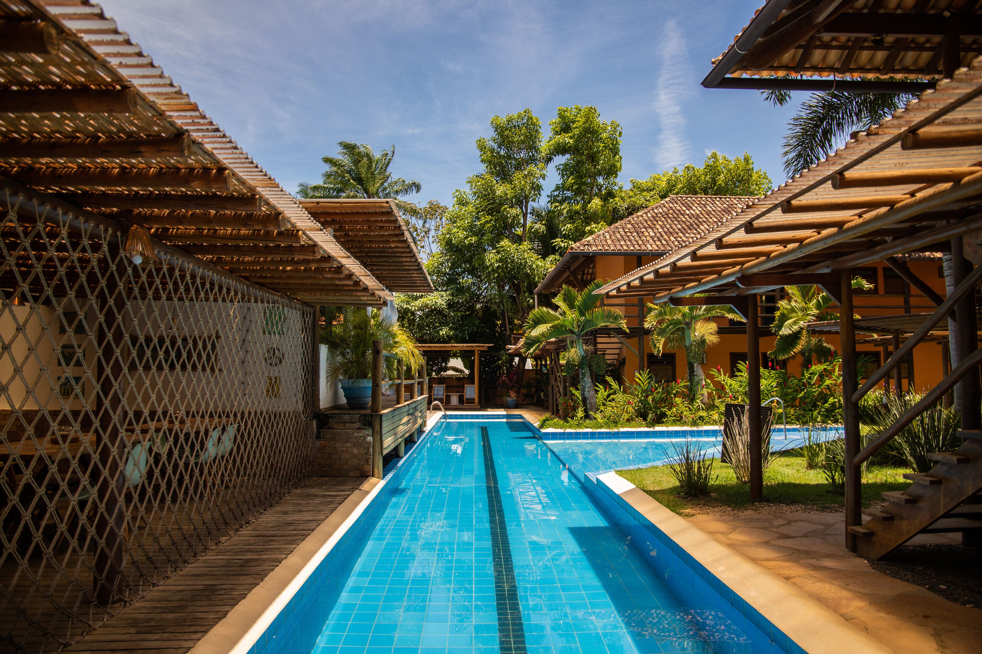 2 من حمّامات السباحة الخارجية، كبائن مجانية، مظلات على حمّام السباحة