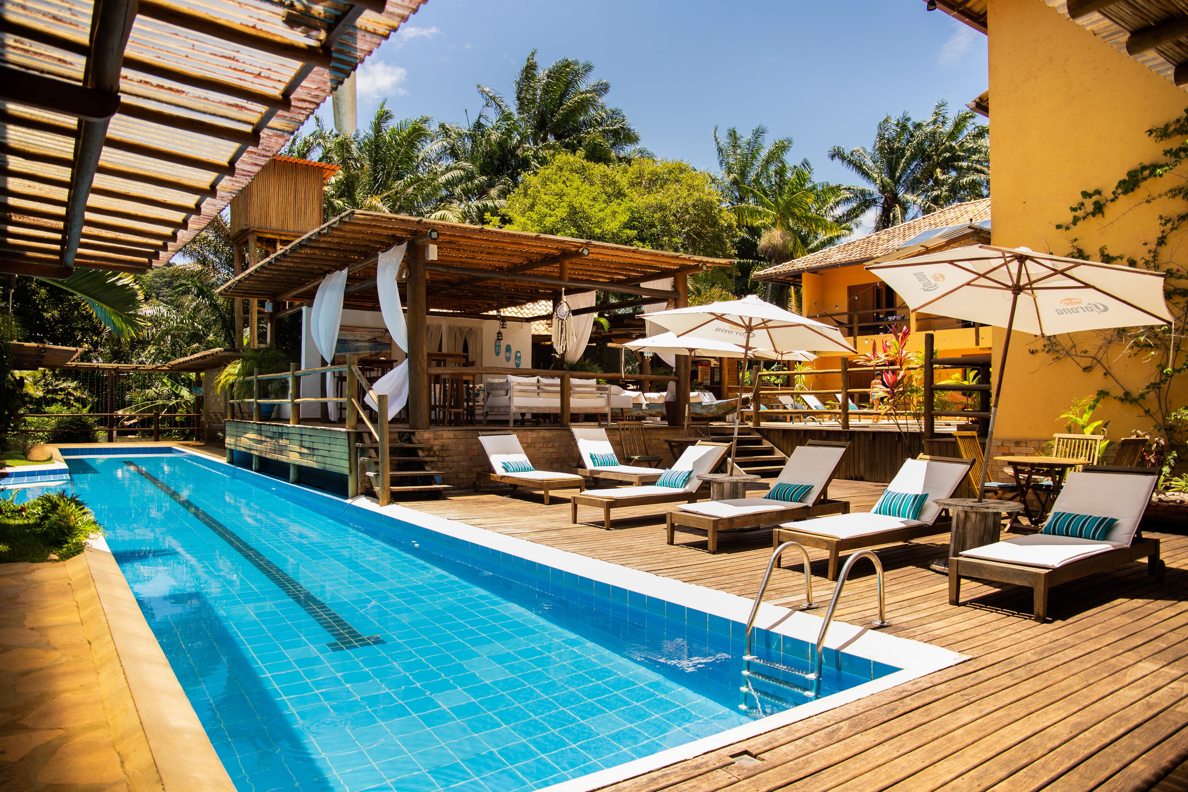 2 outdoor pools, free cabanas, pool umbrellas