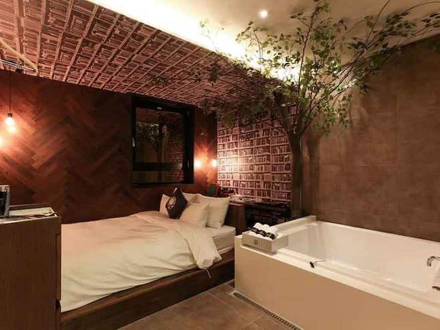 Lydisolert, wi-fi (inkludert) og sengetøy