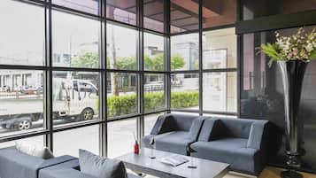 Sala de estar en el lobby