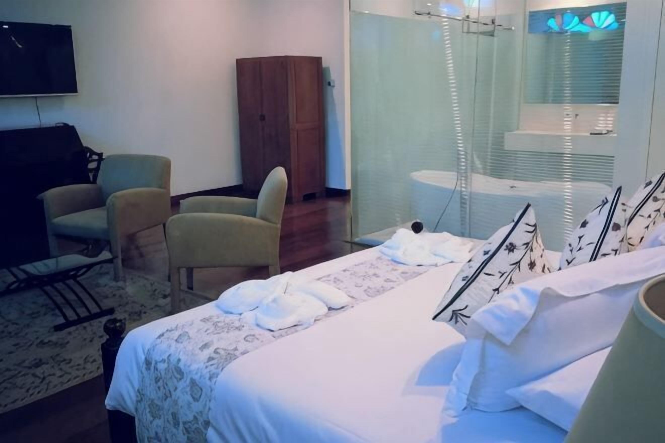 Premium bedding, minibar, in-room safe, individually decorated
