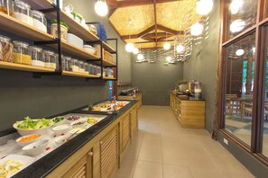 Dagelijks ontbijtbuffet (toeslag)