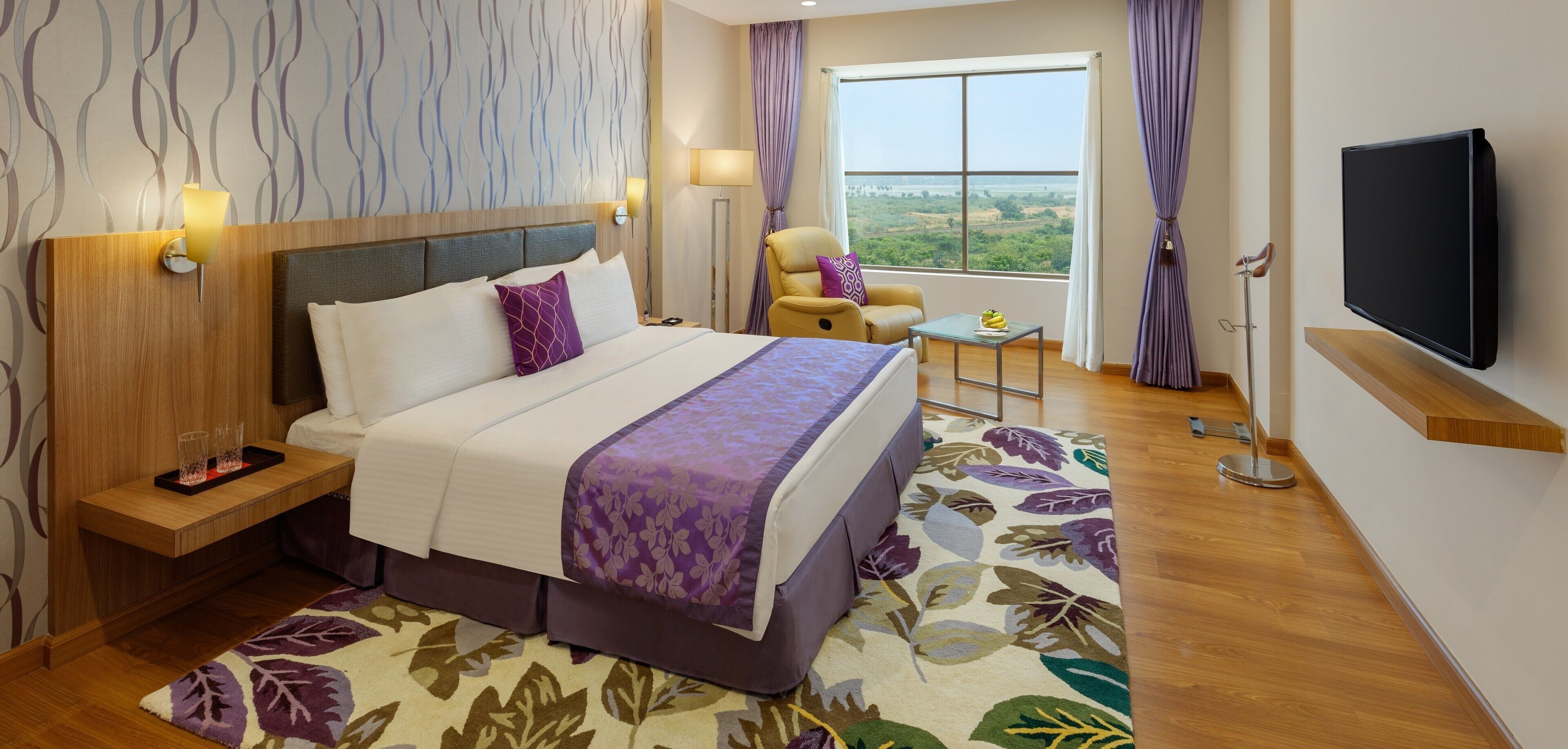 1 bedroom, egyptian cotton sheets, premium bedding, down duvets