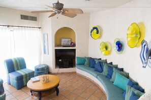 Villa Supérieure, 3 chambres, vue plage | Salle de séjour