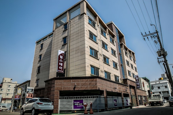 Hill Stay Hotel Residence - Gyeongsangbuk-do
