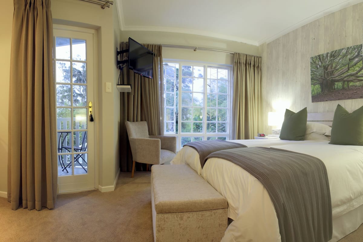 Room (5 Banyan) | In-room safe, cribs (free), WiFi (surcharge)