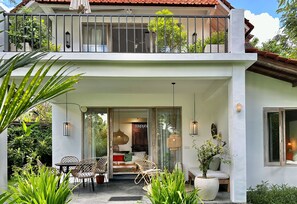 Exclusive Villa, 2 Bedrooms, Patio, Garden View | Terrace/patio - The White Villas Ubud (Ubud)