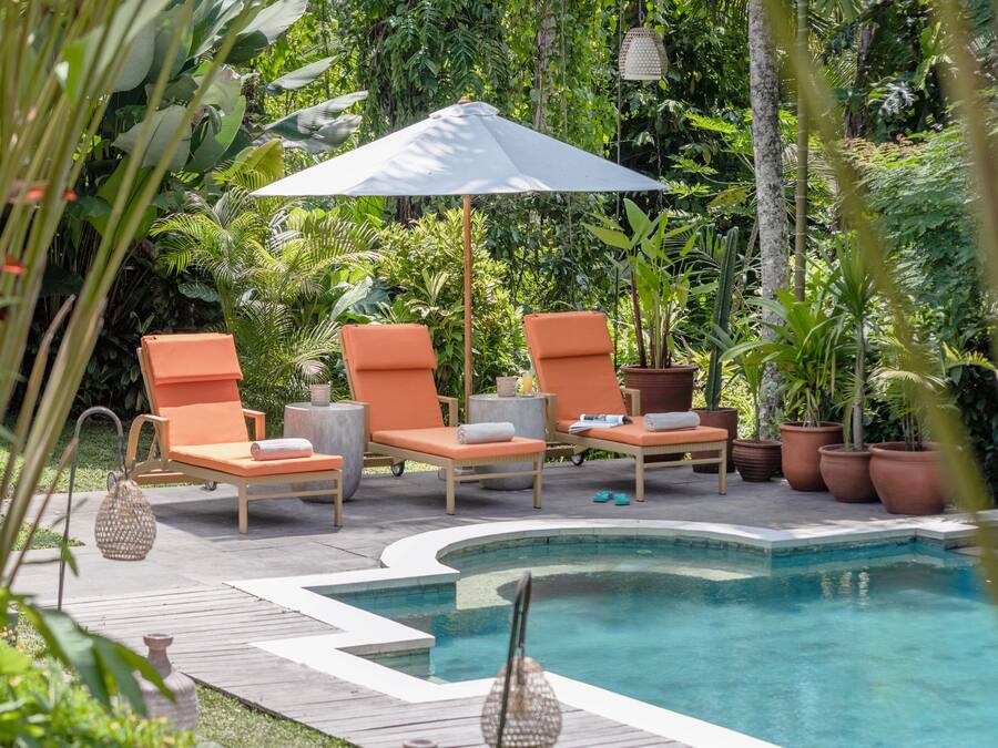 Kolam renang outdoor