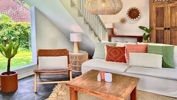 2 bedrooms, minibar, in-room safe, free WiFi