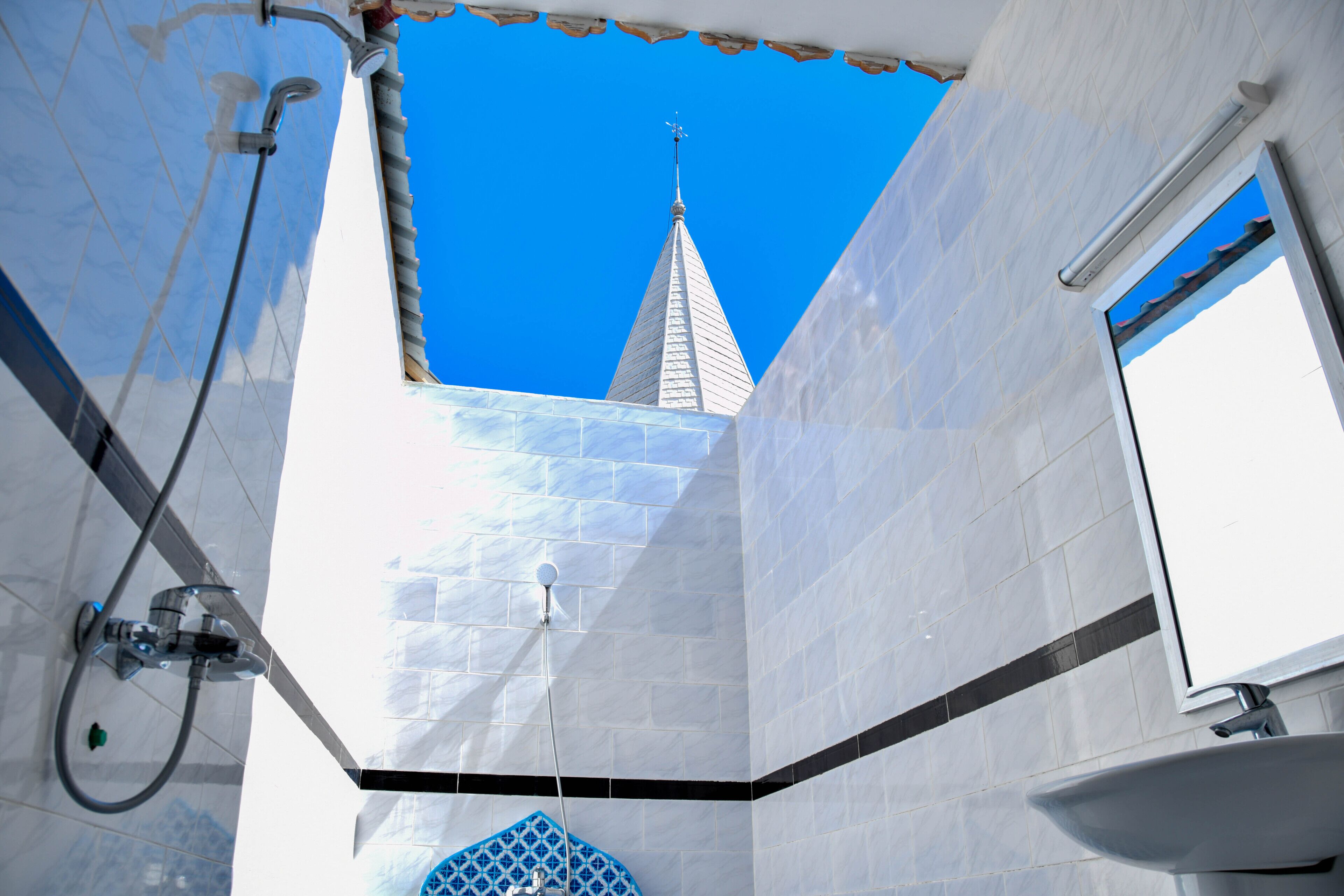 deluxe double room | premium bedding, minibar, in-room safe, desk