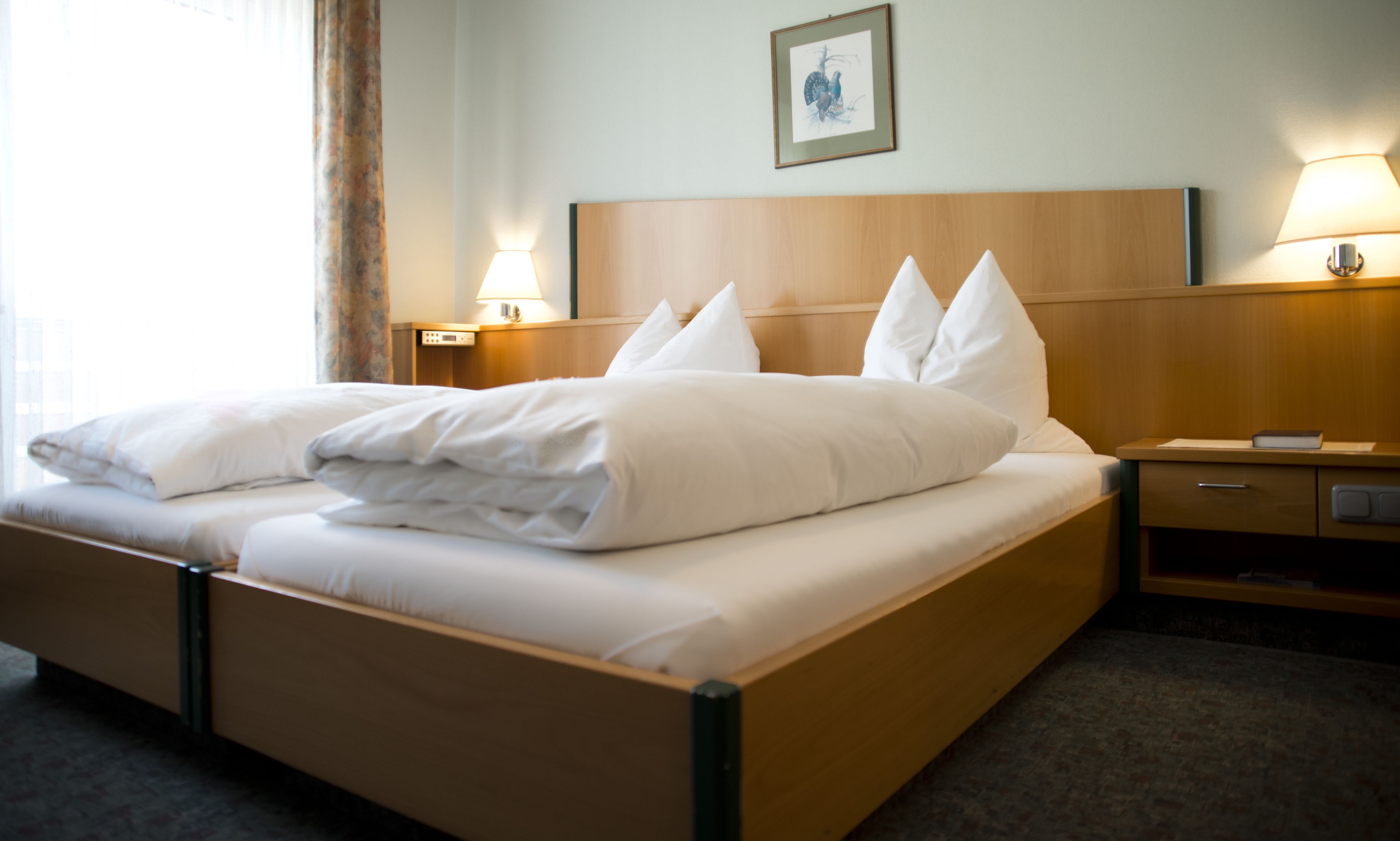 in-room safe, desk, laptop workspace, soundproofing