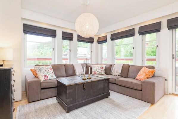 Comfort Apartment, 2 Bedrooms, Sauna (Mitt i Åre, ski-in)