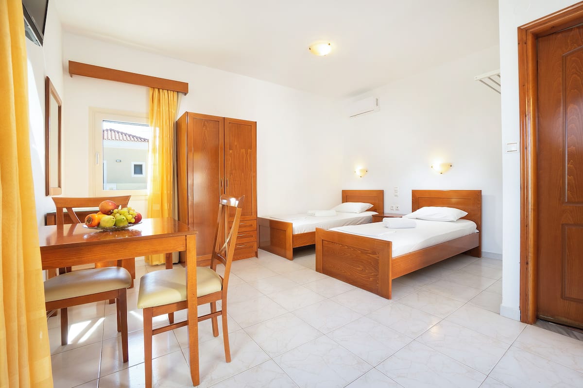 Studio | In-room safe, soundproofing, iron/ironing board, free WiFi