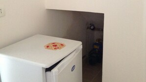 Studio, Balcony, City View | Mini fridge - Come In Sicily - Balcone In Centro (Ragusa)