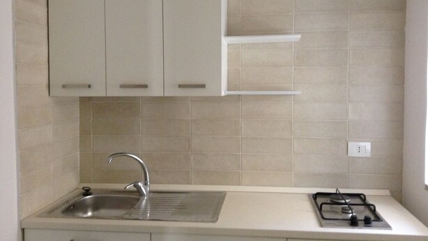 Studio, Balcony, City View | Private kitchen | Coffee/tea maker, fridge, microwave, stovetop - Come In Sicily - Balcone In Centro (Ragusa)