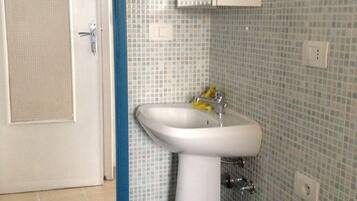 Studio, Balcony, City View | Bathroom | Shower, hair dryer, bidet