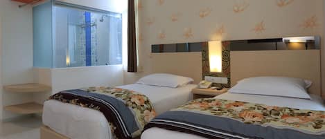 Deluxe Twin Room | Desk, free WiFi, bed sheets