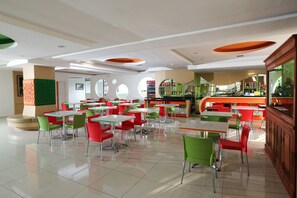 Restaurant - Dewarna Sutoyo Malang (Malang)