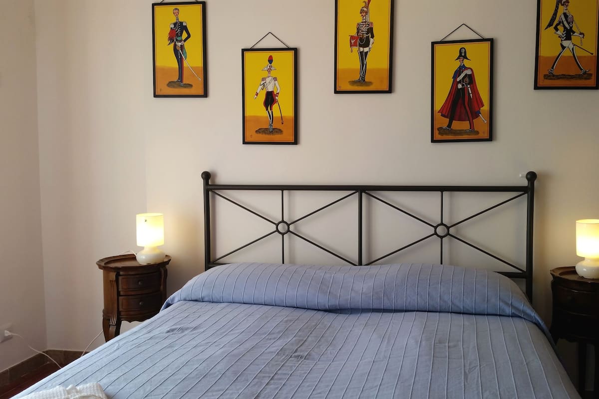 Romantic Apartment, 1 Bedroom, City View | Iron/ironing board, cribs/infant beds, free WiFi, bed sheets